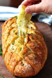 Cheese & Garlic Crack Bread Cheese & Garlic Crack Bread