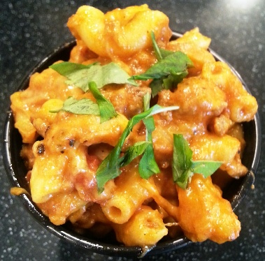 One Pot Macroni & Cheese Burger One Pot Macroni & Cheese Burger